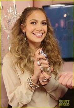 Jennifer Lopez Glowing