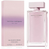 Narciso Rodriguez For Her Eau de Parfum Delicate Limited Edition Narciso Rodriguez For Her Eau de Parfum Delicate Limited Edition