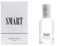 Andrea Maack Smart